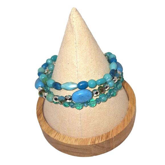 Avon Ocean Air Stretch Bracelet Set of  3 Turquoise Blue Silver Tone Beads - Picture 2 of 4